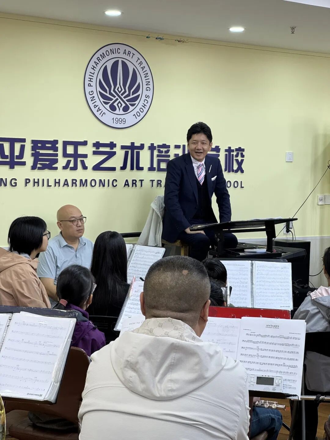 训练中的黑川圭一老师