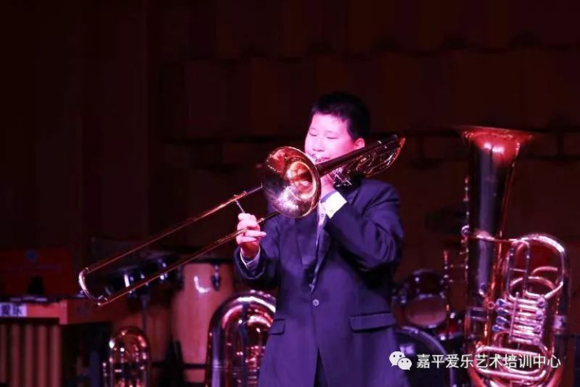 “2019嘉平爱乐杨慧龙教师低音铜管学生音乐会” 圆满成功