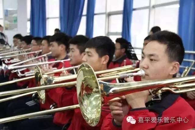 张家口职业教育中心管乐团积极备战中国第九届非职业优秀管乐团展演活动