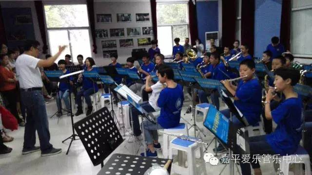 嘉平爱乐阳光管乐团受邀参加2015非凡杯交响管乐团比赛