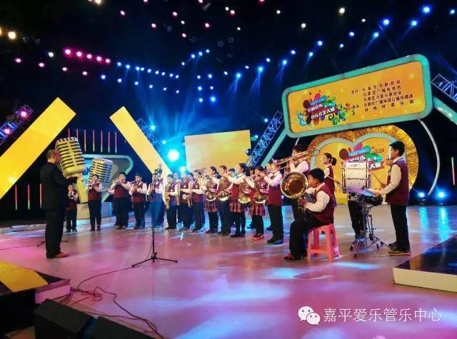 东马路小学管乐团——走进2016河北春晚演播大厅