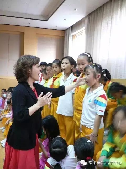首都师范大学实验小学合唱团在第十三届中国合唱节唱响天籁之声