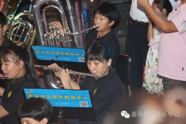 赴韩国参加第一届亚洲管乐大赛金奖展示演出圆满成功