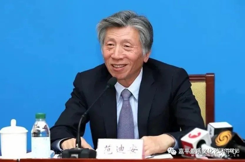 2022年“美育进中考”进入倒计时:中学前忽略这项启蒙,孩子未来太吃亏!